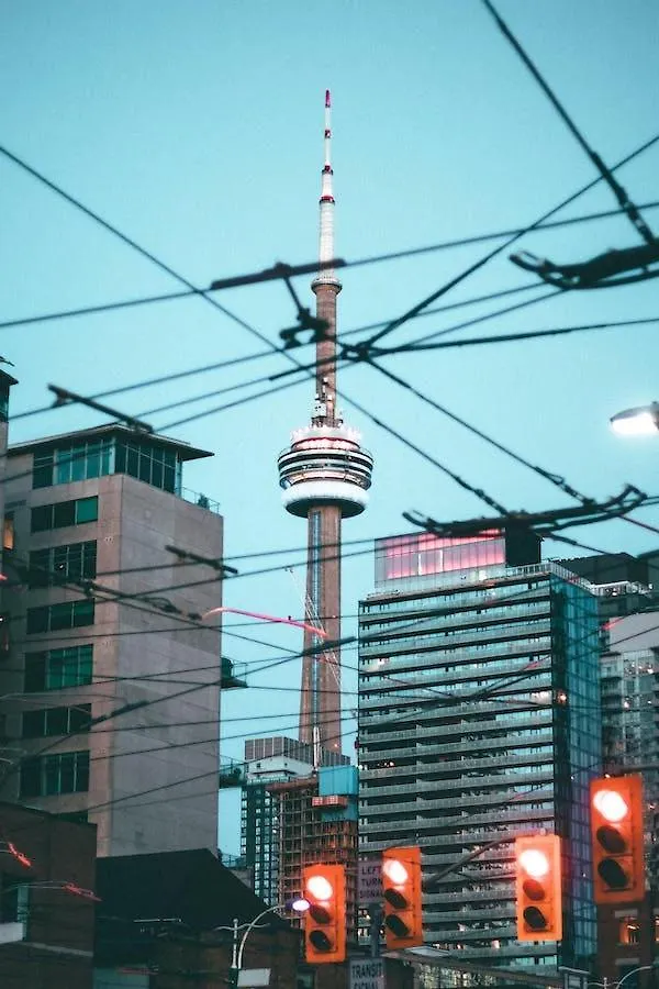 Apartment Lovely 2 Bed Condo In Downtown Toronto